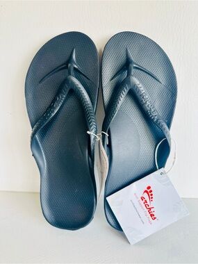 ARCHIES Black Flip Flop Sandals